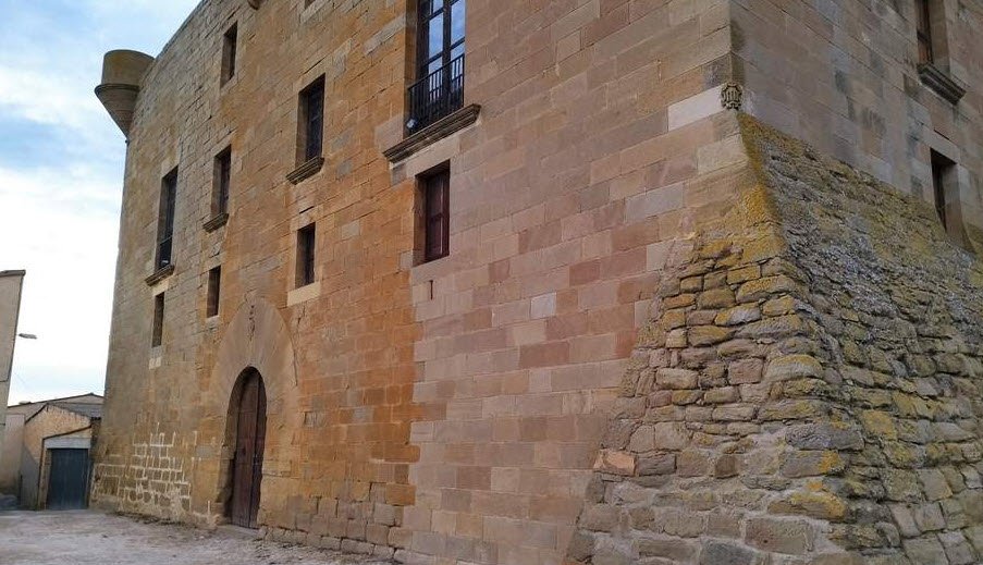 Castell de Montclar & Escape Castle Adventure, Spain